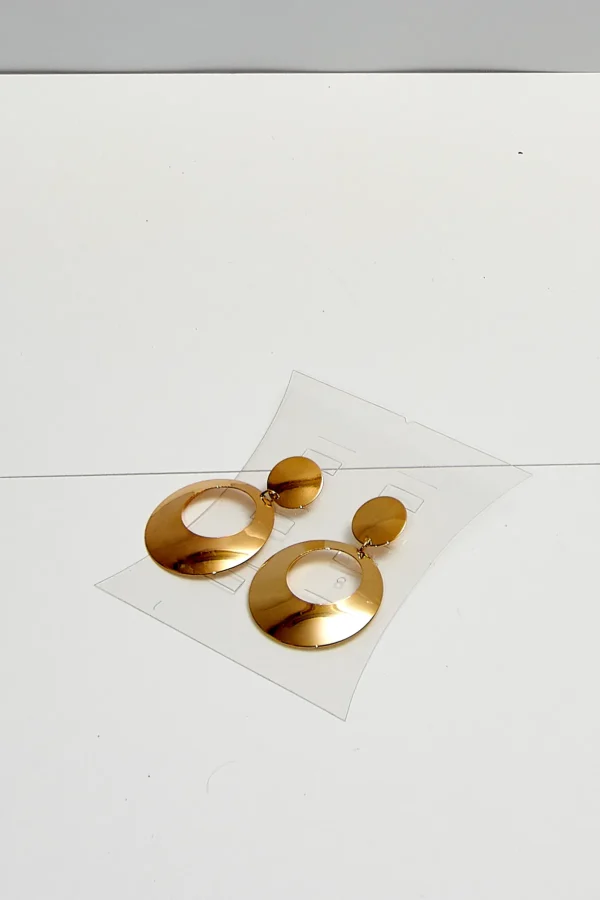 Vintage Gold Tone Dangle Earrings - Image 4