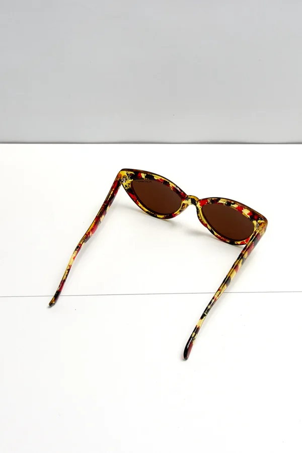 Vintage Robertino Sunglasses - Image 4