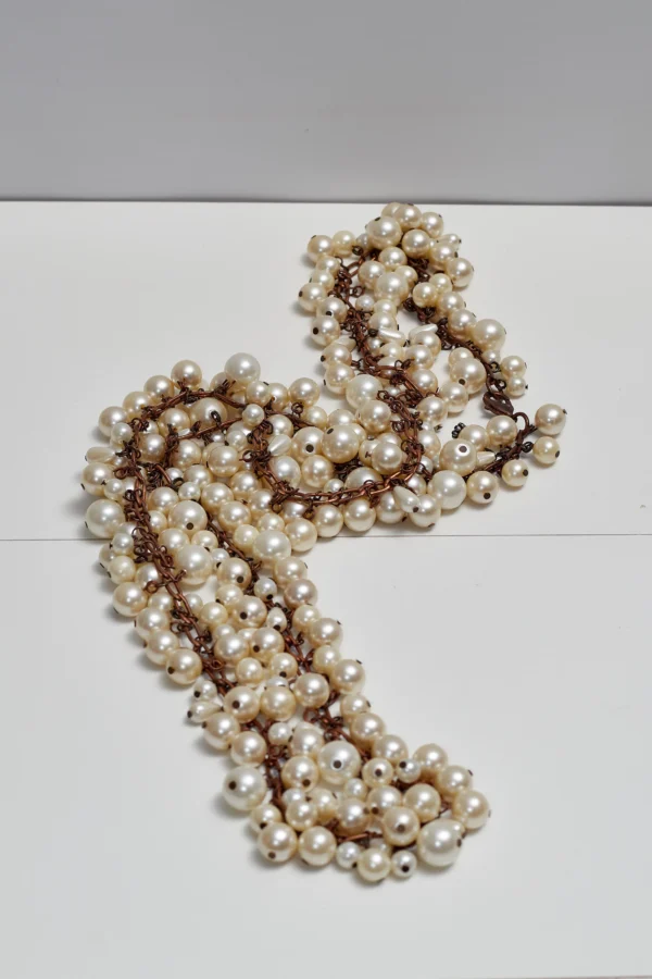 Vintage Faux-Pearl Necklace - Image 4