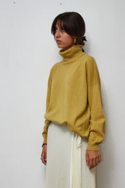 Vintage Cashmere Turtleneck Mustard