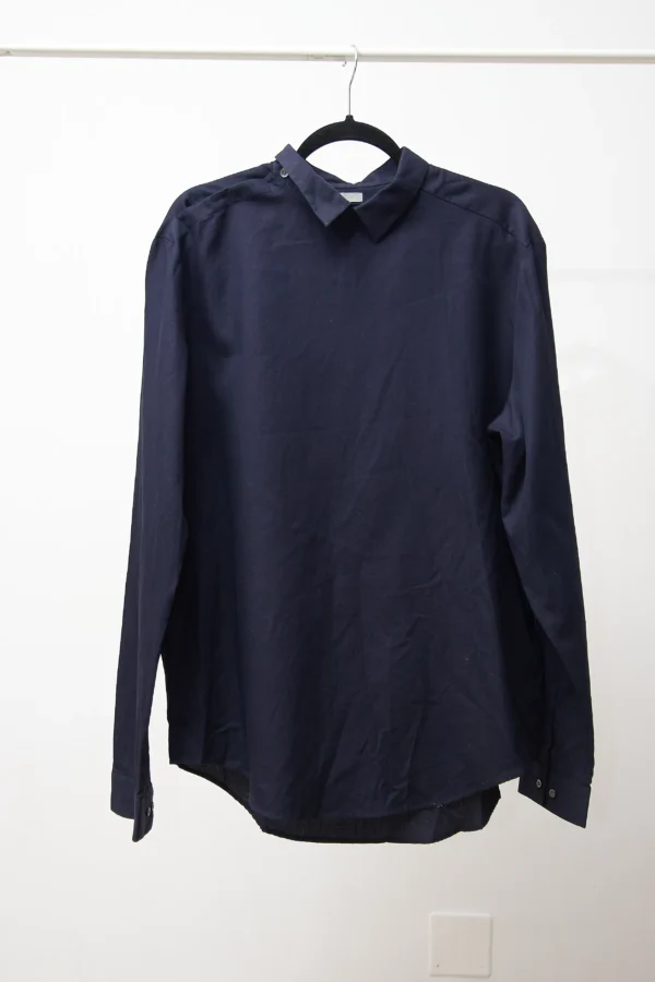 COS Mens' Shirt in Navy - Image 2