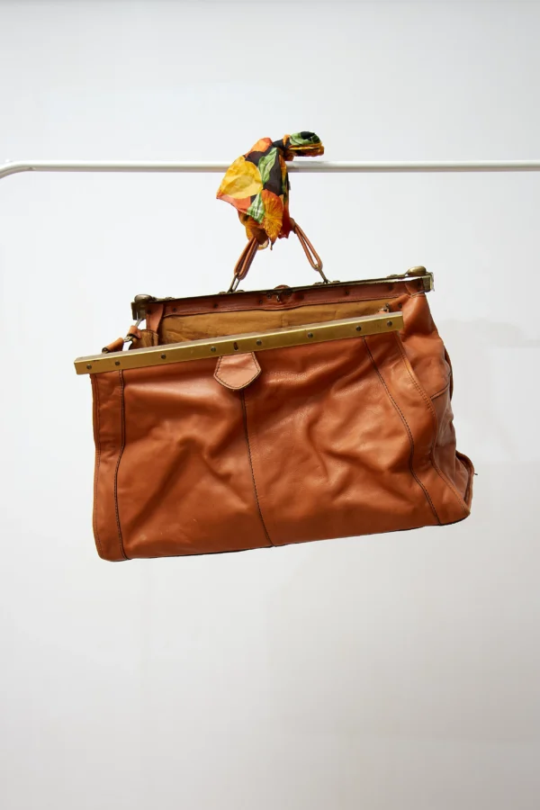 Vintage Leather Doctor's Bag with Brass Frame - Image 6